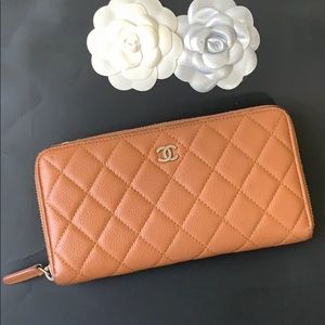 Chanel classic caviar long wallet